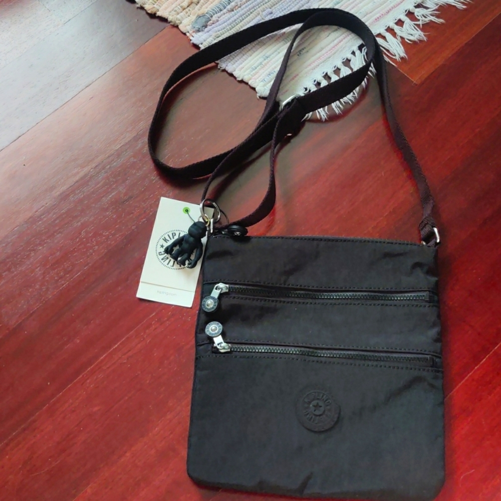 Black Kipling purse
